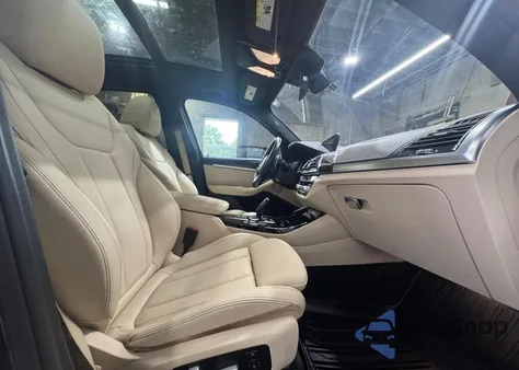 2021 BMW X3 Sdrive30I z USA, uszkodzony, nr VIN 5UXTY3C04M9D97184